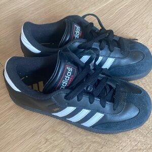 Adidas Samba Classic size 13.5